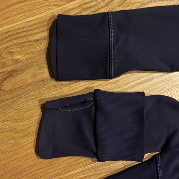 Used Lululemon Navy Coolmax Jacket - Picture 3 of 5